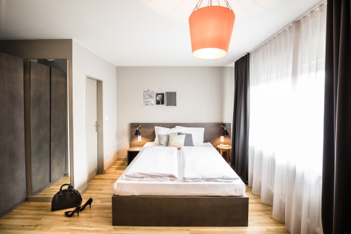 Rent 1 room apartment Frankfurt am Main | Entire place | Frankfurt am Main | Studio mit Doppelbett - Modernes Apartment direkt an der Messe | Hominext