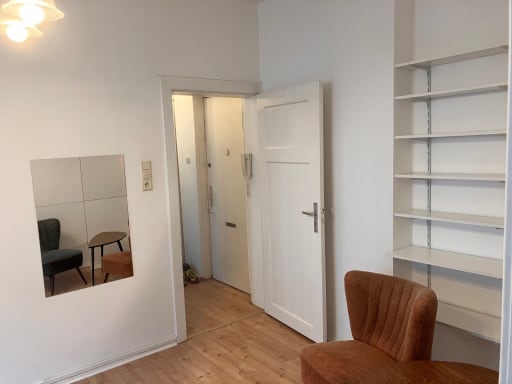 Rent 1 room apartment Hamburg | Entire place | Hamburg | Frisch renovierte und zentrale Wohnung Hamburg- U2/4 Burgstr | Hominext