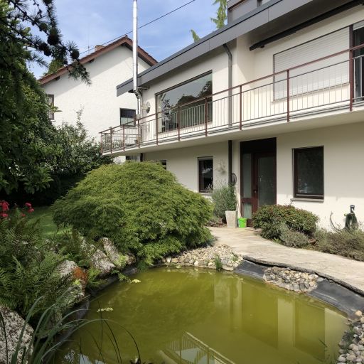 Rent 1 room apartment Neckartailfingen | Entire place | Neckartailfingen | UG Wohnung mit großer Terrasse, Garten und Teich.