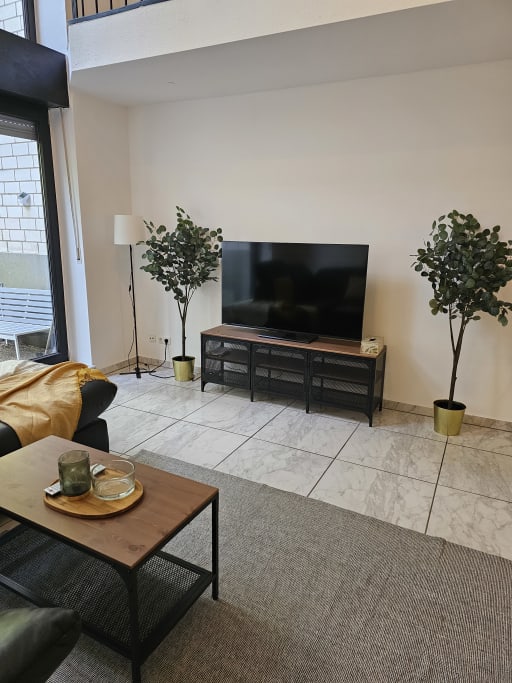 Miete 2 Zimmer Wohnung Köln | Ganze Wohnung | Köln | Maisonette Wohnung in toller Villenlage Köln Thielenbruch | Hominext