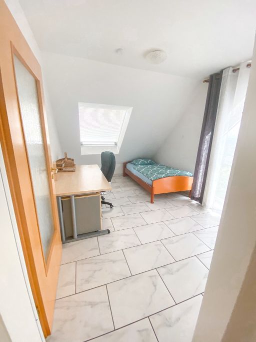 Rent 2 rooms apartment Wuppertal | Entire place | Wuppertal | Beeindruckende Aussicht(!), moderne und zentral gelegene Wohnung in Wuppertal | Hominext