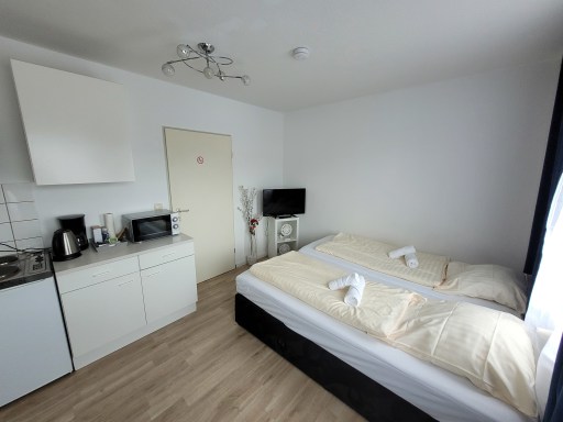 Miete 1 Zimmer Wohnung Wuppertal | Ganze Wohnung | Wuppertal | City Studio Apartment | Hominext