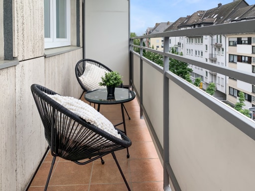 Rent 1 room apartment Koblenz | Entire place | Koblenz | Vollausgestattete möblierte 2-Zimmer-Wohnung mit 2 Balkonen in Top-Lage - Nähe zu Bahnhof und Rheinufer | Hominext