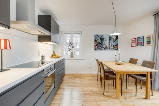 Miete 2 Zimmer Wohnung München | Ganze Wohnung | München | Schöne gut geschnittene, helle, neu renovierte, zentral gelegene 3-Zimmer-Wohnung in Schwabing | Hominext