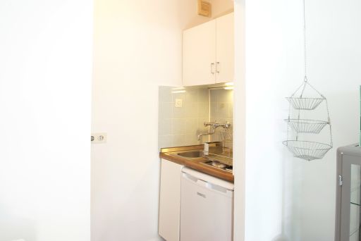 Rent 1 room apartment Düsseldorf | Entire place | Düsseldorf | Lichtdurchflutetes möbliertes Apartment in Düsseltal | Hominext