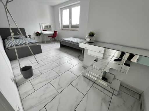 Rent 3 rooms apartment Wuppertal | Entire place | Wuppertal | große Design-Wohnung für bis zu 6 Pers. - zentral Wtal+Remscheid | Hominext