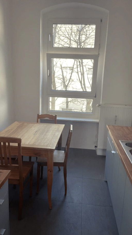 Rent 3 rooms apartment Berlin | Entire place | Berlin | 3 bedroom furnished luxury apartment close to the underground station!! | Hominext