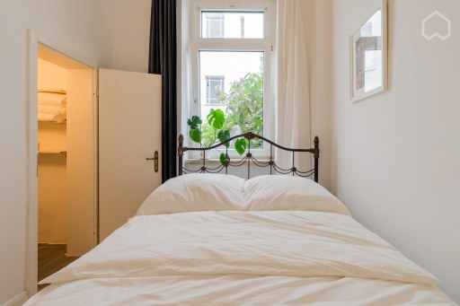 Rent 1 room apartment Berlin | Entire place | Berlin | Sunshine Designer Apt Kreuzberg Neukölln near Park Canal Subway U7 U8 | Hominext