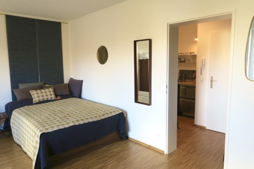 Rent 1 room apartment Düsseldorf | Entire place | Düsseldorf | Charming Explorer Apartment in the centre with optional space in garage | Hominext