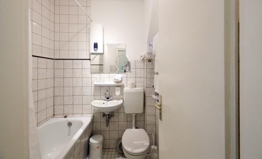 Rent 1 room apartment Düsseldorf | Entire place | Düsseldorf | Ruhig gelegenes, möbliertes Appartement in Düsseldorf | Hominext