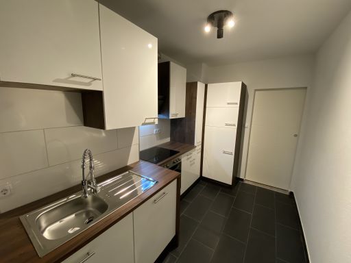 Rent 2 rooms apartment Bad Homburg vor der Höhe | Entire place | Bad Homburg vor der Höhe | Neu sanierte und modern eingerichtete drei Zimmer Wohnung in zentraler Lage | Hominext