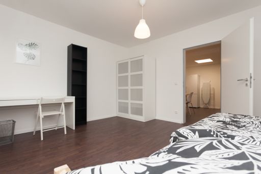 Miete 5 Zimmer Wohnung Düsseldorf | Studio | Düsseldorf | Private Room in Stadtmitte, Dusseldorf | Hominext