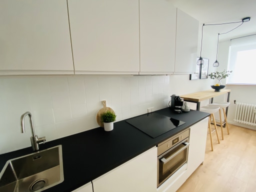 Miete 1 Zimmer Wohnung Köln | Ganze Wohnung | Köln | Purer Wohngenuss -2 Zimmer Dachgeschoss Apartment mit Balkon in Köln | Hominext