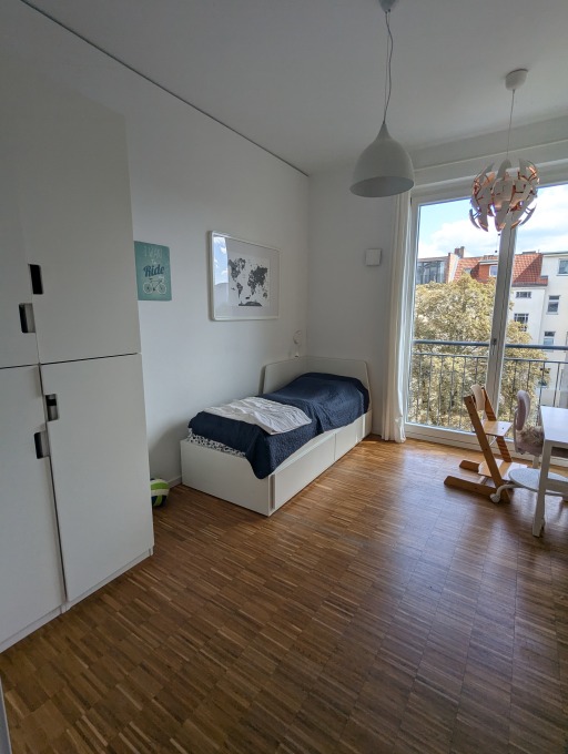 Rent 3 rooms apartment Berlin | Entire place | Berlin | Großzügige möblierte 4-Zimmer-Wohnung im trendigen Friedrichshain-Kreuzberg | Hominext