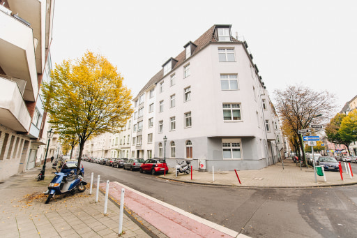 Miete 1 Zimmer Wohnung Düsseldorf | Ganze Wohnung | Düsseldorf | Gemütlich über den Dächern der City | Hominext