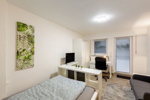 Miete 3 Zimmer Wohnung Köln | Ganze Wohnung | Köln | Großzügige Wohnung mit drei Studioräumen | Hominext