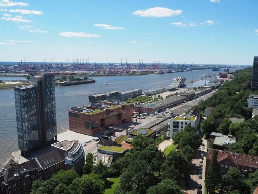 Miete 1 Zimmer Wohnung Hamburg | Ganze Wohnung | Hamburg | Super Aussicht - direkt beim Fischmarkt und mit Balkon | Hominext