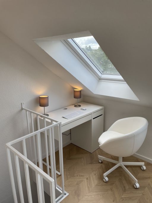 Miete 1 Zimmer Wohnung Rösrath | Ganze Wohnung | Rösrath | Stilvolle Maisonette Wohnung in der Nähe vom Flughafen Köln | Hominext