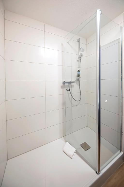 Rent 1 room apartment Langen (Hessen) | Entire place | Langen (Hessen) | Apartment Queen | Hominext