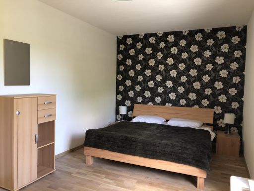 Rent 3 rooms apartment Bremen | Entire place | Bremen | Renovierte helle großzügige Maisonette Wohnung in Vahr (Bremen) | Hominext