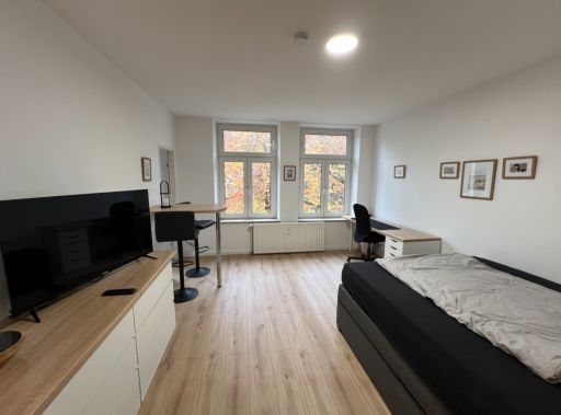 Rent 1 room apartment Aachen | Entire place | Aachen | Gemütliches 31qm Apartment mit eigener Waschmaschine, Balkon und Zugang zum Stadtzentrum in Aachen | Hominext