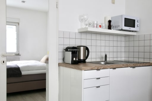 Miete 1 Zimmer Wohnung Köln | Ganze Wohnung | Köln | Helles Apartment am Friesenplatz | Hominext