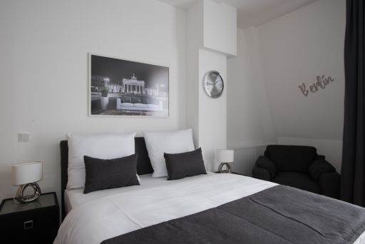 Miete 1 Zimmer Wohnung Berlin | Ganze Wohnung | Berlin | Freundliches Apartment mit Terasse mitten in Berlin | Hominext