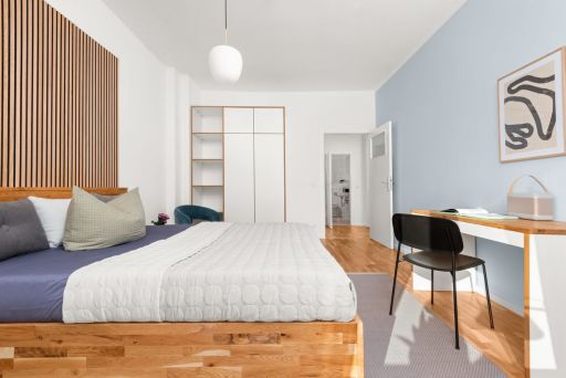 Rent 1 room apartment Berlin | Entire place | Berlin | Schmuckstück in Berlin Neukölln: Geräumige und moderne Wohnung für Ihren nächsten Aufenthalt! | Hominext