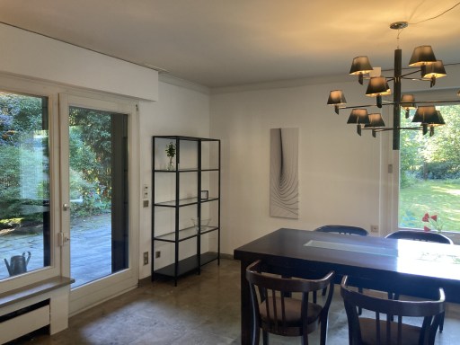 Rent 2 rooms apartment Köln | Entire place | Köln | Geräumige Haushälfte mit riesigem Garten im grünen Köln-Brück, Gute Anbindung an Flughafen, Messe und Innenstadt | Hominext