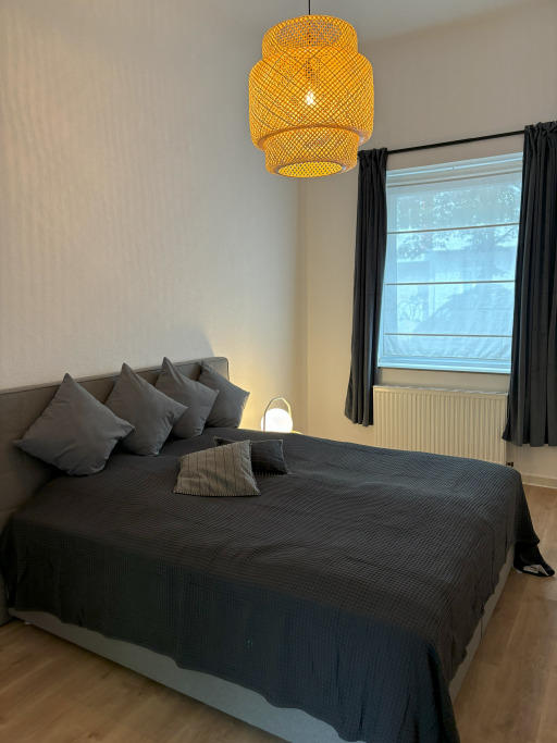 Rent 1 room apartment Düsseldorf | Entire place | Düsseldorf | ****Schöne Altbauwohnung nähe Volksgarten***** | Hominext