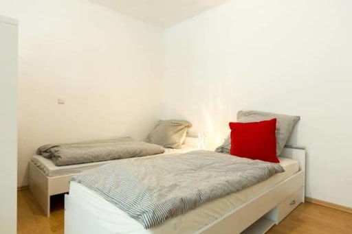 Miete 1 Zimmer Wohnung Kerpen | Ganze Wohnung | Kerpen | Lichtdurchflutetes Apartment mit Balkon | Hominext