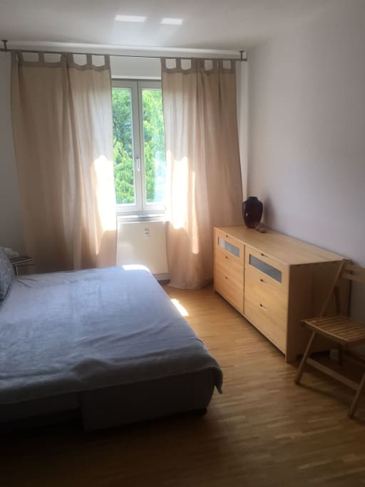 Rent 1 room apartment Dresden | Entire place | Dresden | Helle und modern eingerichtete 3-Zimmerwohnung in Blasewitz | Hominext