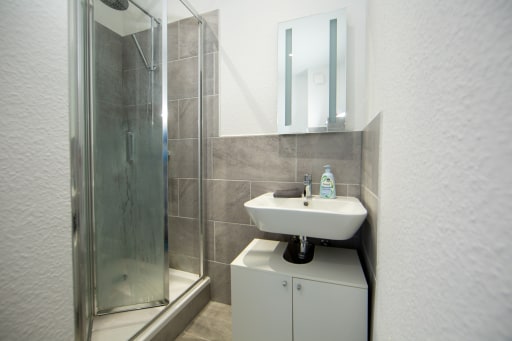 Rent 2 rooms apartment Erfurt | Entire place | Erfurt | Gemütlich & zentrales Apartment mit guter Anbindung | Hominext