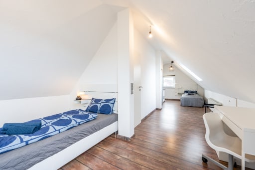 Rent 2 rooms apartment Böblingen | Entire place | Böblingen | Exclusive 3,5-Zimmer Maisonettewohnung I Familie I TOP-Location I Homeoffice | Hominext