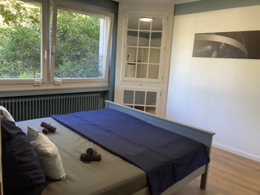 Rent 2 rooms apartment Köln | Entire place | Köln | Geräumige Haushälfte mit riesigem Garten im grünen Köln-Brück, Gute Anbindung an Flughafen, Messe und Innenstadt | Hominext