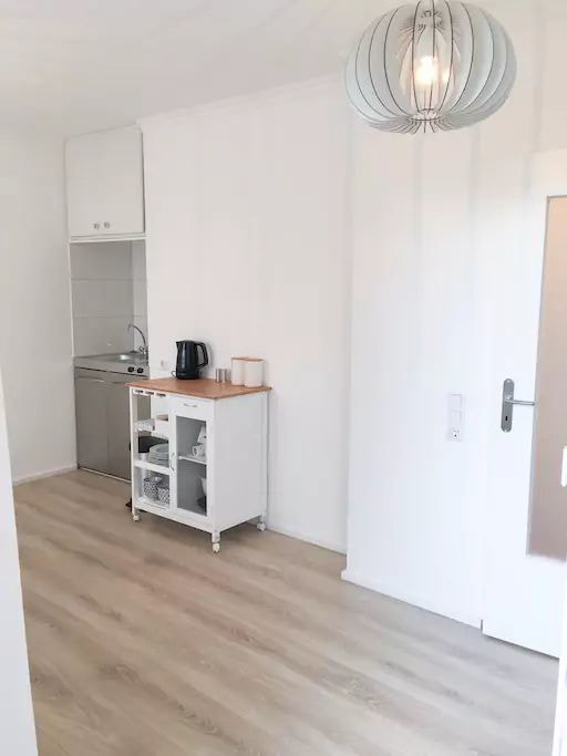 Rent 1 room apartment Köln | Entire place | Köln | Modern & Cosy flat located at Friesenstrasse | Hominext