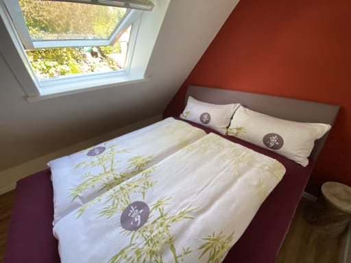 Rent 2 rooms apartment Neukirch | Entire place | Neukirch | Superior Dreibettzimmer | Hominext