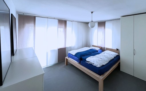 Rent 2 rooms apartment Stuttgart | Entire place | Stuttgart | Sonnendurchflutete 5-Zimmer-Wohnung in ruhiger Lage mit großem Südbalkon, Blick ins Grüne | Hominext