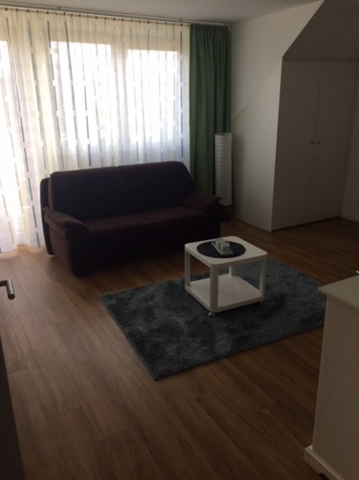 Miete 1 Zimmer Wohnung Bonn | Ganze Wohnung | Bonn | Mareile Schröder-Benz | Hominext