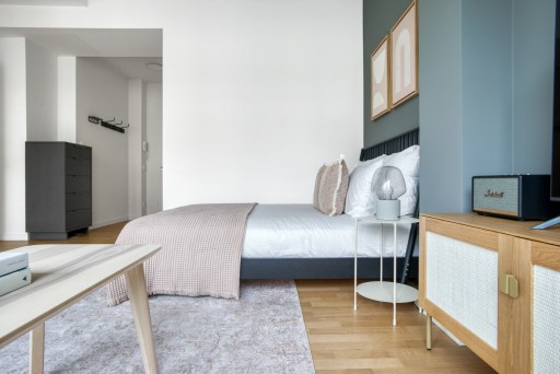 Miete 1 Zimmer Wohnung Berlin | Ganze Wohnung | Berlin | Wunderschöne Studio Wohnung in Charlottenburg. Fußläufig 50 Meter von der nächsten U-Bahn Station (Spichernstraße) | Hominext