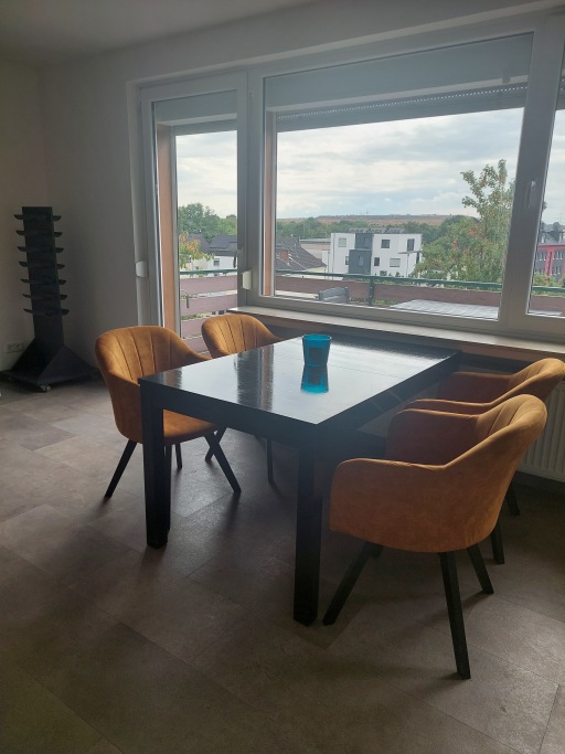 Rent 1 room apartment Leverkusen | Entire place | Leverkusen | Hübsche Zwei-Zimmer Wohnung über den Dächern von Bürrig | Hominext