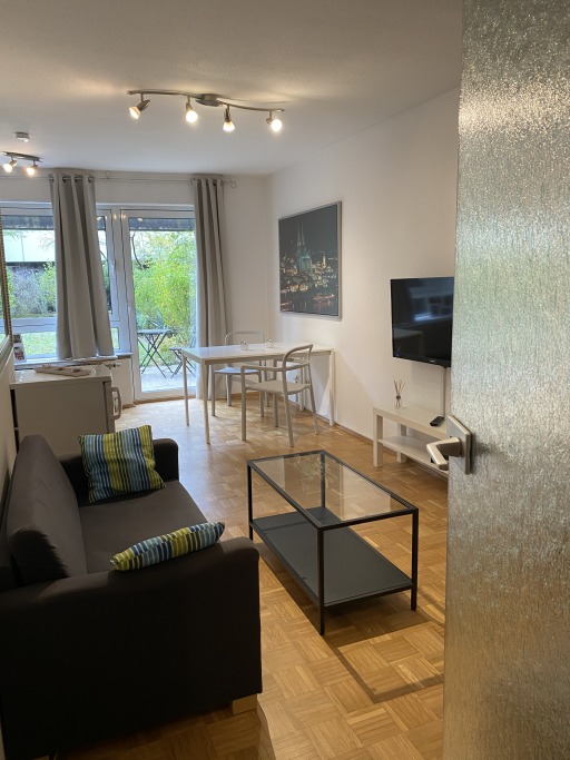 Miete 1 Zimmer Wohnung Köln | Ganze Wohnung | Köln | Zentrales Appartement inkl. Stellplatz