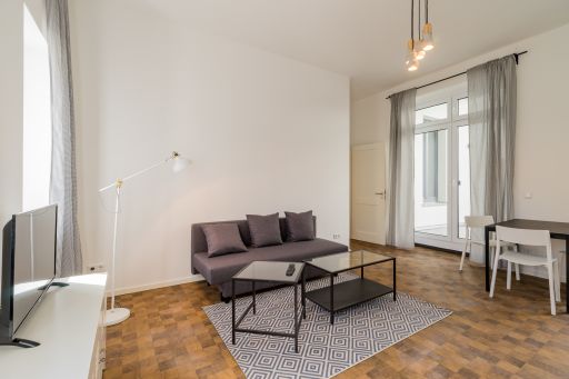 Miete 2 Zimmer Wohnung Berlin | Ganze Wohnung | Berlin | Schöne helle 3-Zimmer Wohnung mit Balkon am Hermannplatz | Hominext