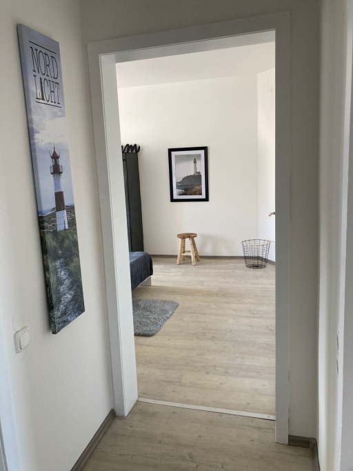 Rent 2 rooms apartment Gelsenkirchen | Entire place | Gelsenkirchen | großzügiges Apartement für bis zu 4 Personen | Hominext