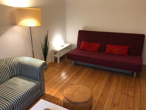 Rent 2 rooms apartment Hamburg | Entire place | Hamburg | Herrliche 2-Zi Wohnung - Top Lage mit grossem Balkon - City & Alsternähe | Hominext