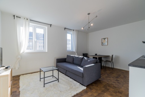 Rent 1 room apartment Berlin | Entire place | Berlin | Tolle 2 Zimmer Wohnung mit Balkon direkt am Hermannplatz | Hominext