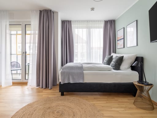 Miete 1 Zimmer Wohnung Dresden | Ganze Wohnung | Dresden | Dresden Wallstraße - Suite L mit Balkon & Straßenblick | Hominext