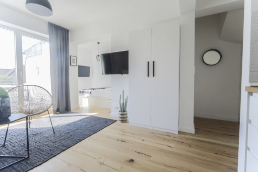 Rent 1 room apartment Düsseldorf | Entire place | Düsseldorf | TOP-Lage, neu, modern, super geschnitten & großer Südbalkon! | Hominext