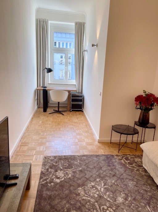 Rent 1 room apartment Düsseldorf | Entire place | Düsseldorf | Wunderschöne 2-Zimmer-Altbauwohnung in Düsseldorf Flingern-Nord | Hominext