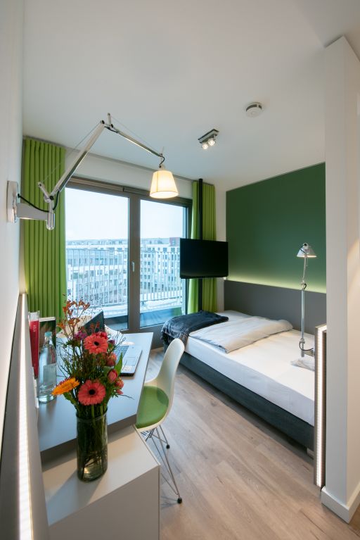 Rent 1 room apartment Köln | Entire place | Köln | LONGSTAY-RABATT - Rooftop Smart - Luxus Studio Apartment im Zentrum | Hominext